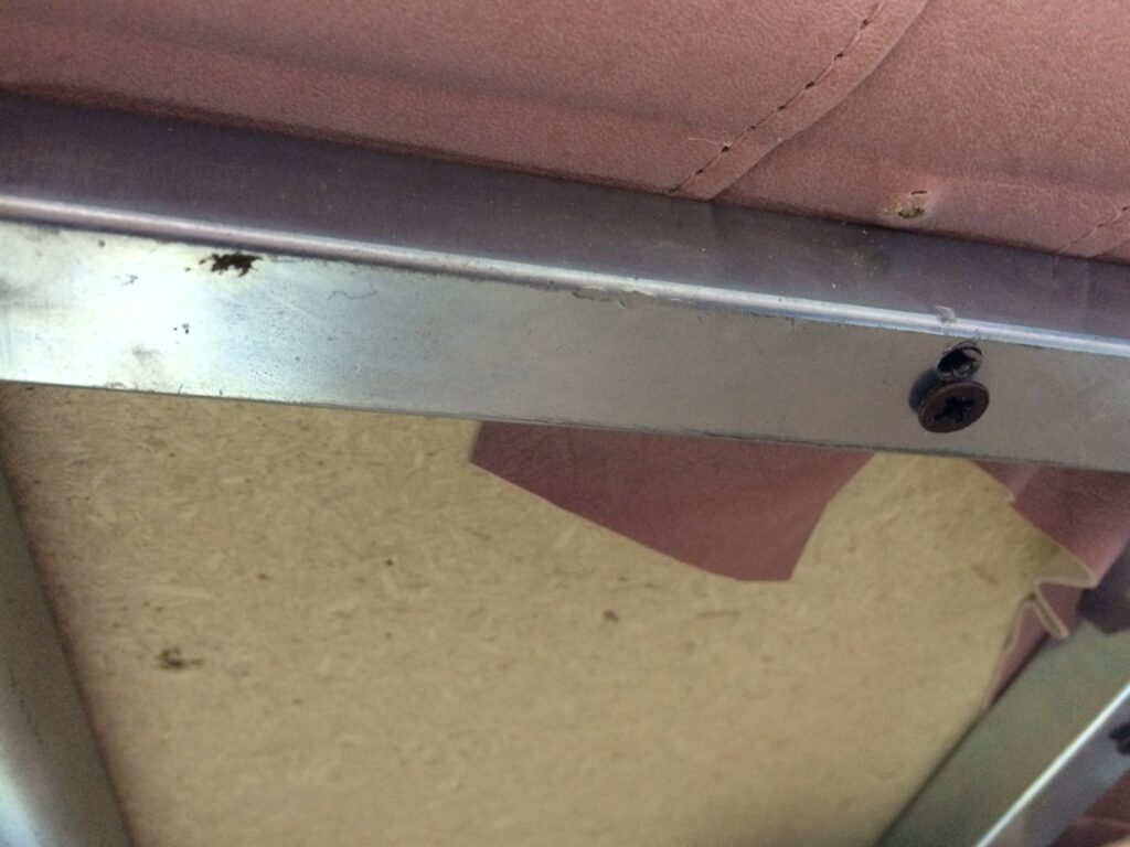 Дерматологично легло CastinG – преработено